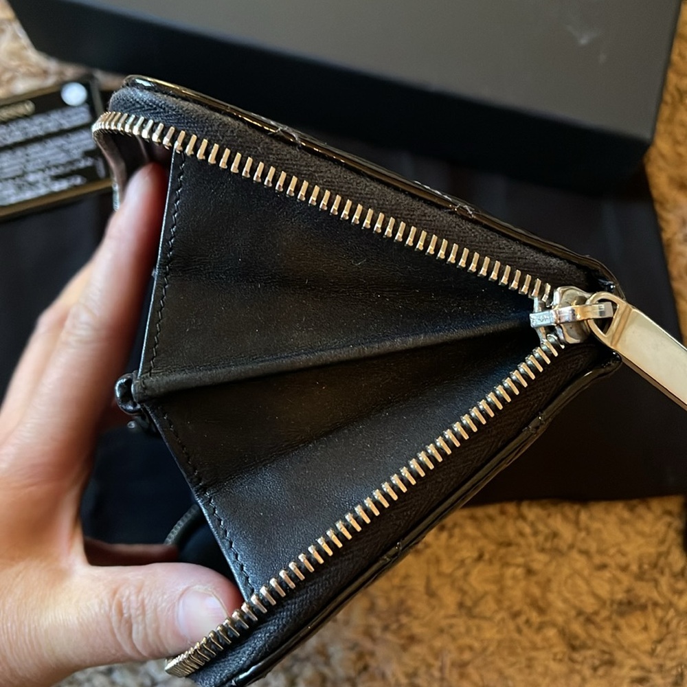 Chanel Quilted Black Patent Leather Zippy Wallet - Picture 15 of 16
